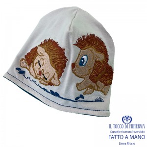 Embroidered reversible hat for boy hedgehog line - Handmade
