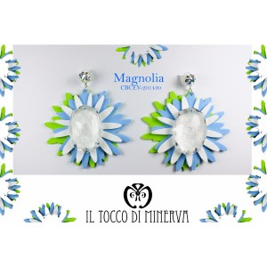 Orecchini bianchi/celeste/verde forma di fiore Magnolia Realizzati a mano - Handmade