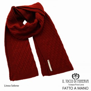 Selene burgundy pure wool unisex scarf - Handmade